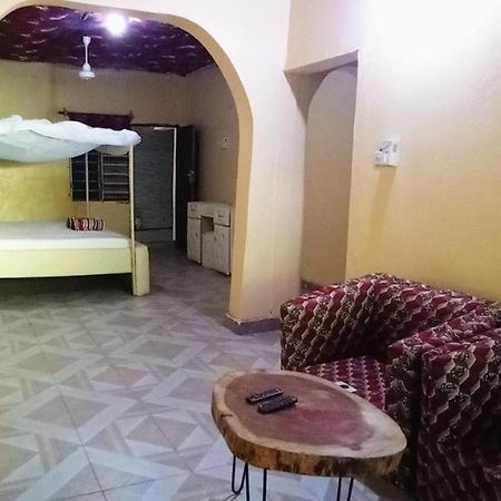 Baba Lao Hotel Malindi Bagian luar foto